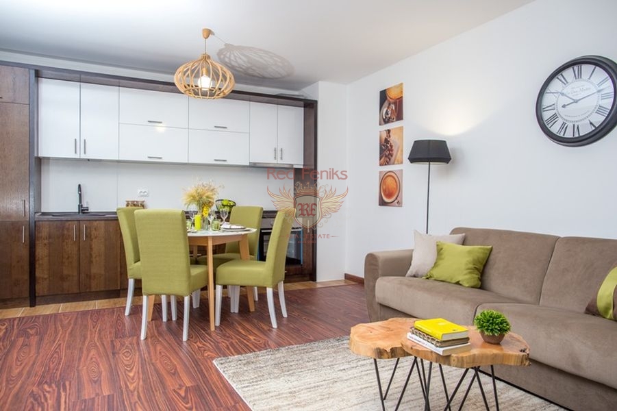 Piso en Budva, Montenegro, 93 m² - imagen 2