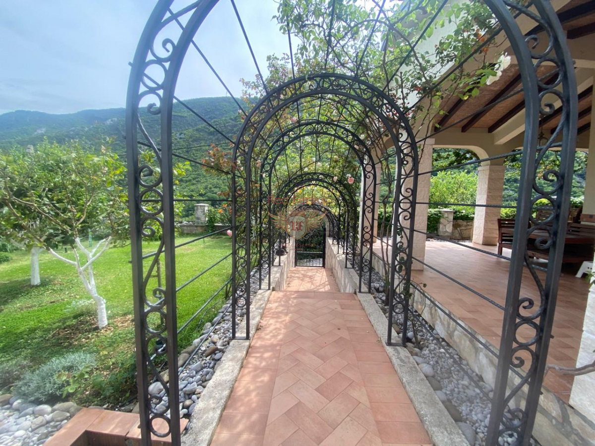 House in Kotor, Montenegro, 306 m² - picture 3