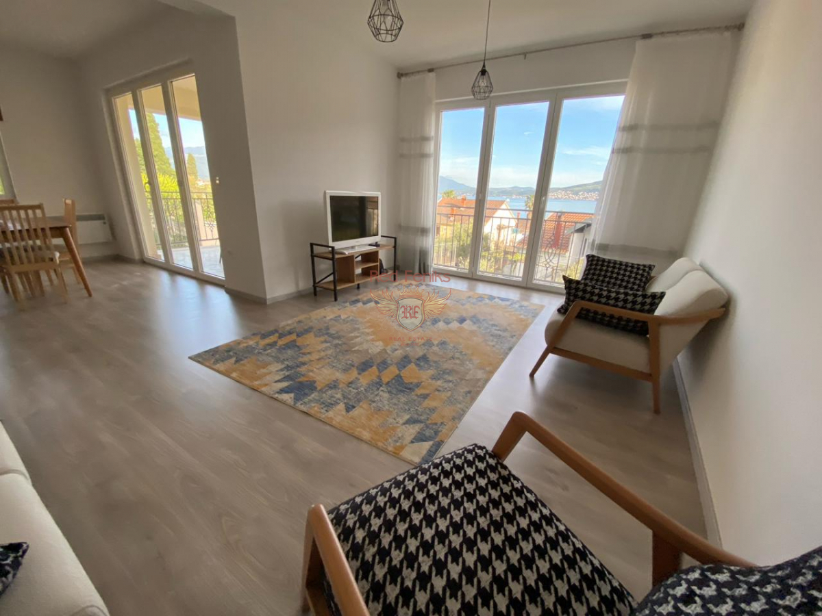 Flat in Herceg-Novi, Montenegro, 82 m² - picture 3