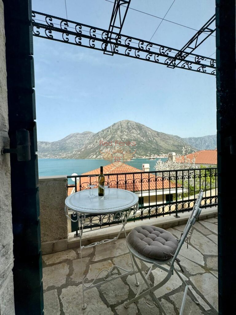 Appartement à Kotor, Monténégro, 44 m² - image 3