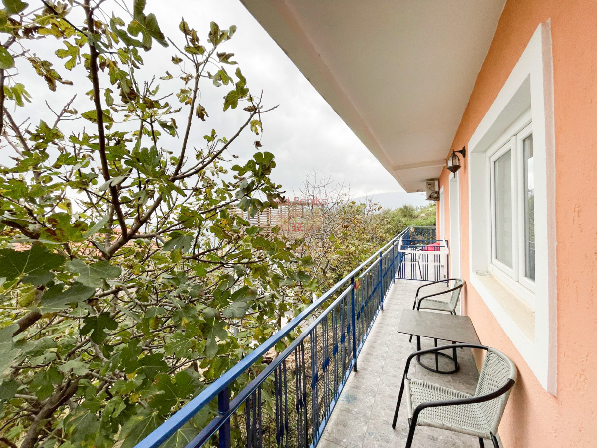 Piso en Herceg-Novi, Montenegro, 54 m² - imagen 3