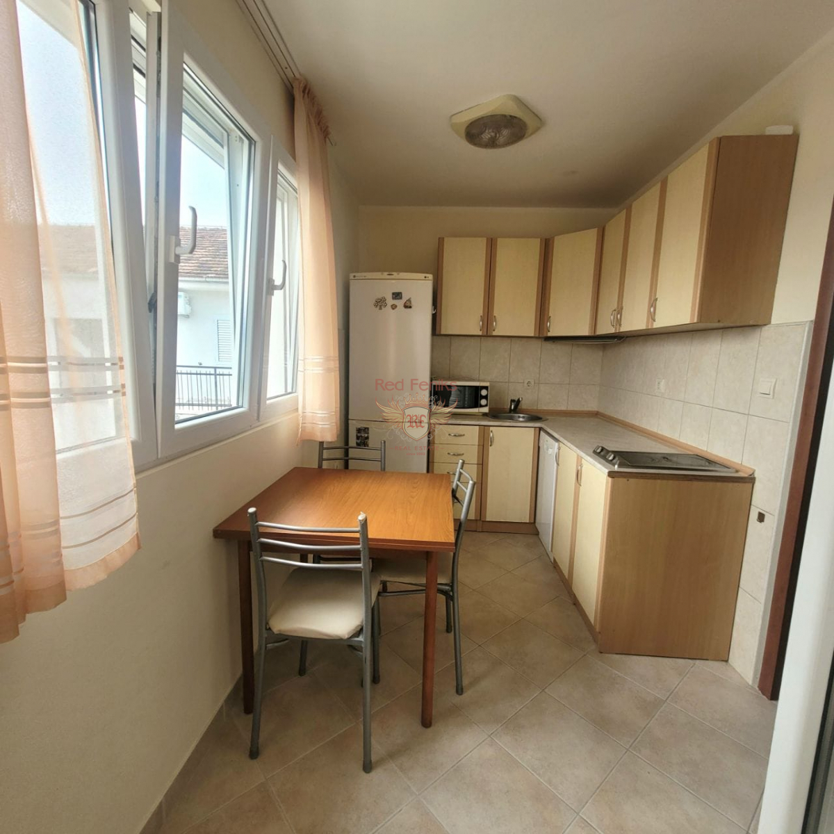 Piso en Herceg-Novi, Montenegro, 87 m² - imagen 3