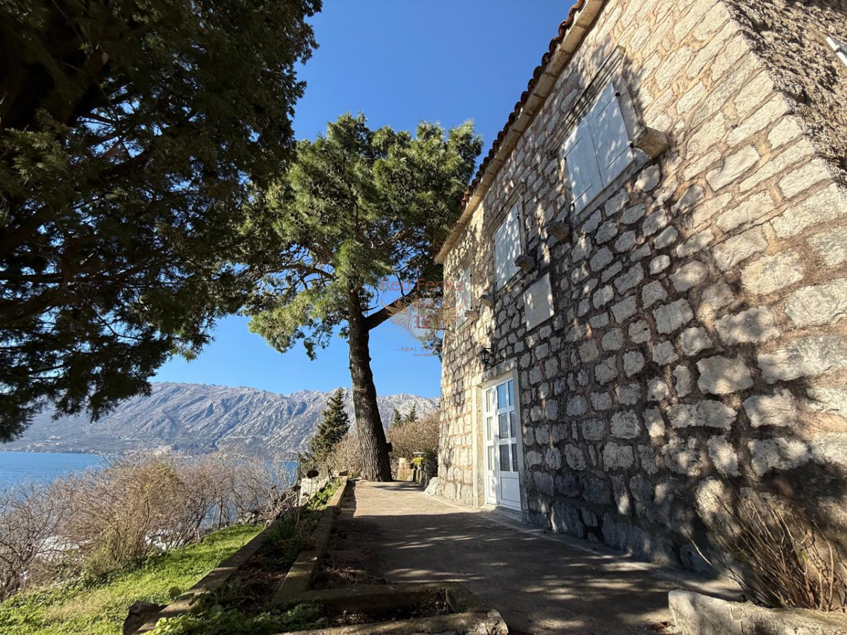 Maison à Kotor, Monténégro, 92 m² - image 3