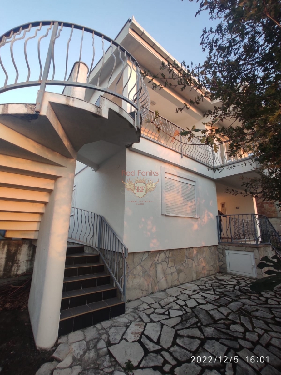 Haus in Bar, Montenegro, 100 m² - Foto 3