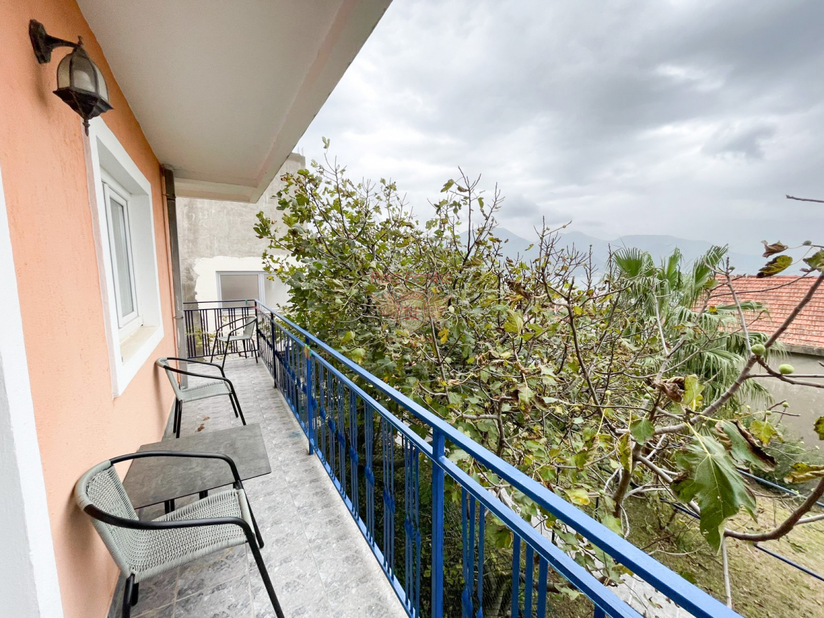 Piso en Herceg-Novi, Montenegro, 54 m² - imagen 4