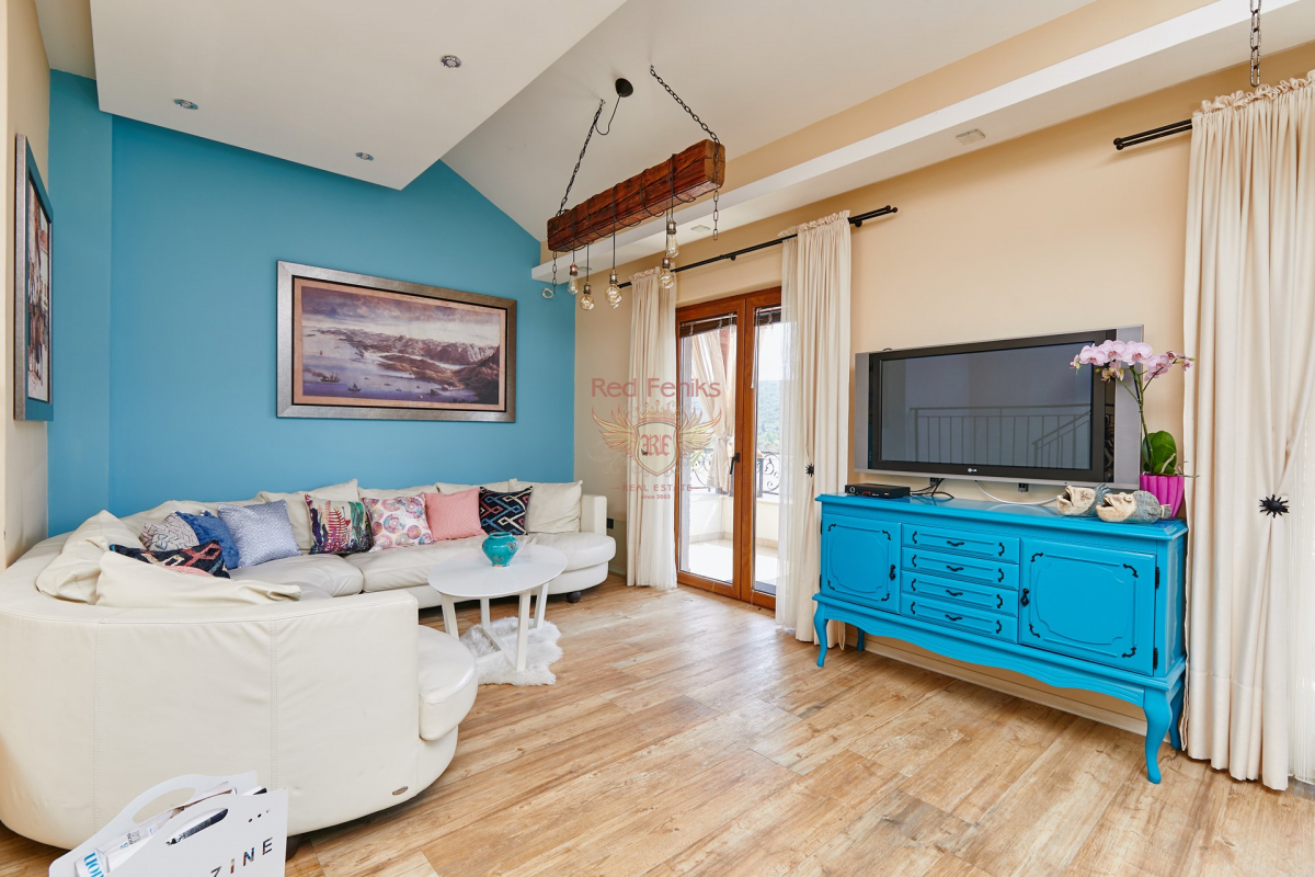 Haus in Kotor, Montenegro, 265 m² - Foto 4