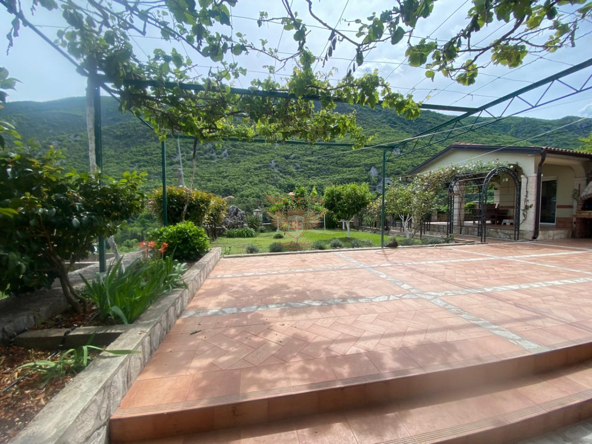 House in Kotor, Montenegro, 306 m² - picture 4