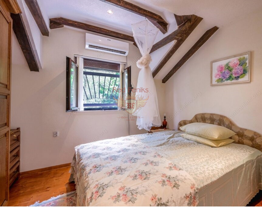 Casa en Kotor, Montenegro, 133 m² - imagen 4