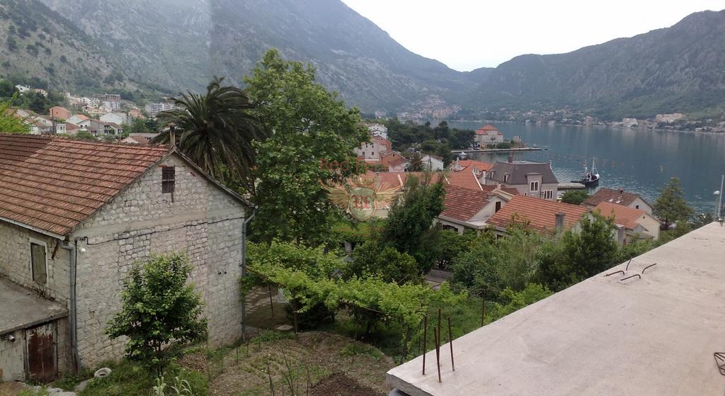 Casa en Kotor, Montenegro, 85 m² - imagen 4