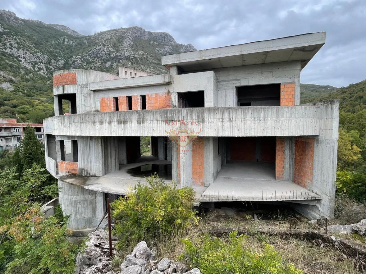 Casa en Budva, Montenegro, 700 m² - imagen 4