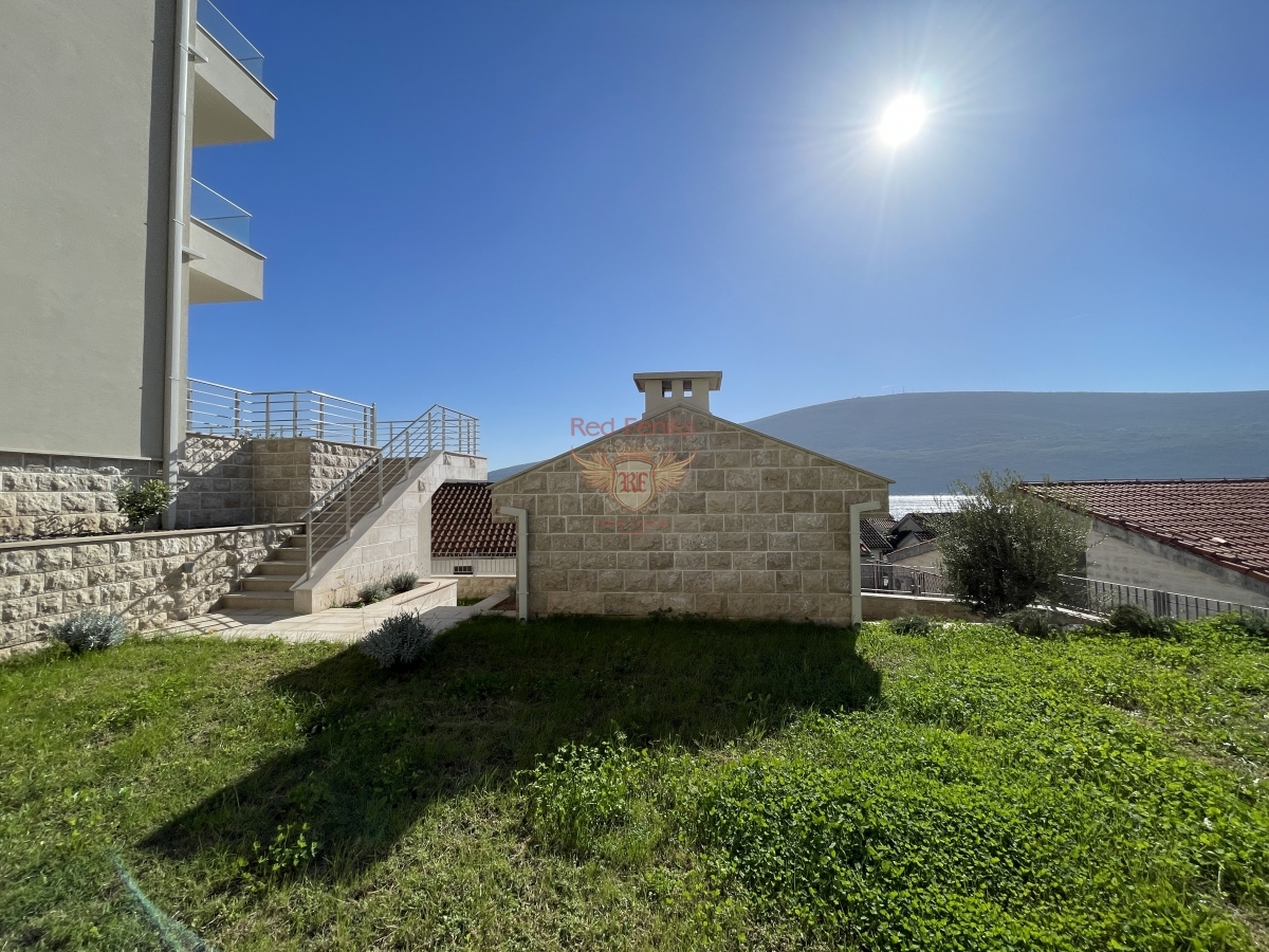 Appartamento a Herceg-Novi, Montenegro, 200 m² - foto 5