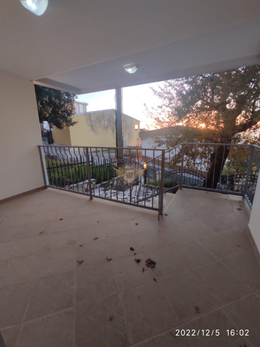 Haus in Bar, Montenegro, 100 m² - Foto 5