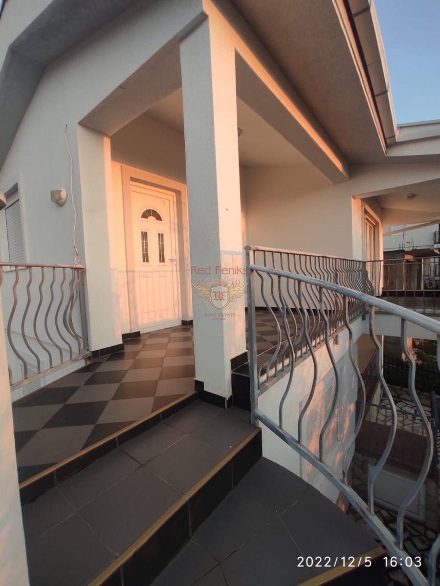 Haus in Bar, Montenegro, 100 m² - Foto 6