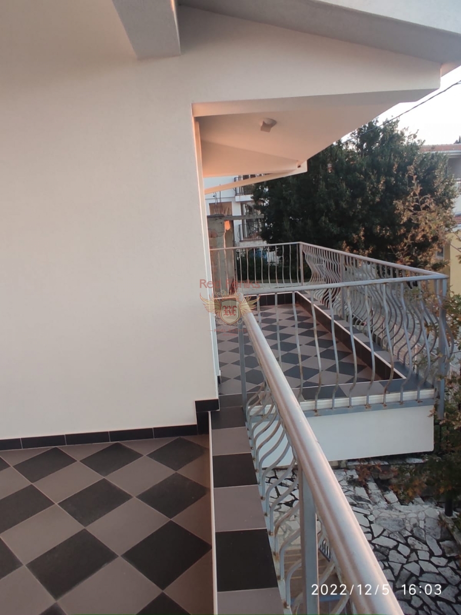 Haus in Bar, Montenegro, 100 m² - Foto 7