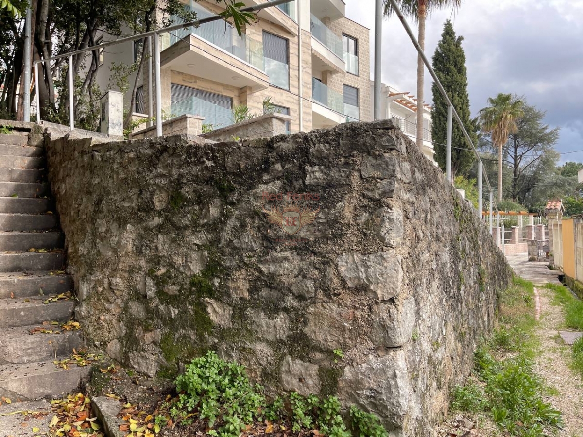 Flat in Herceg-Novi, Montenegro, 227 m² - picture 7