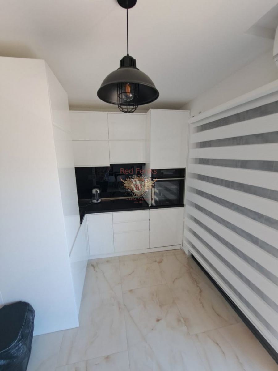 Casa en Budva, Montenegro, 300 m² - imagen 7