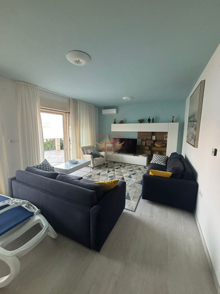 Casa a Tivat, Montenegro, 209 m² - foto 7