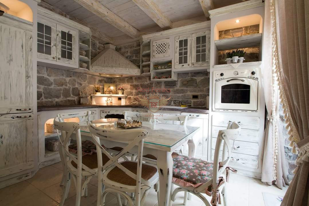 Casa en Tivat, Montenegro, 120 m² - imagen 7