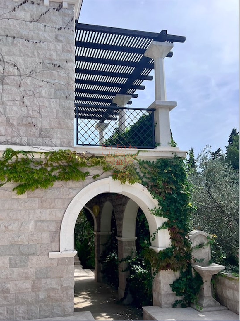 Casa en Budva, Montenegro, 550 m² - imagen 7