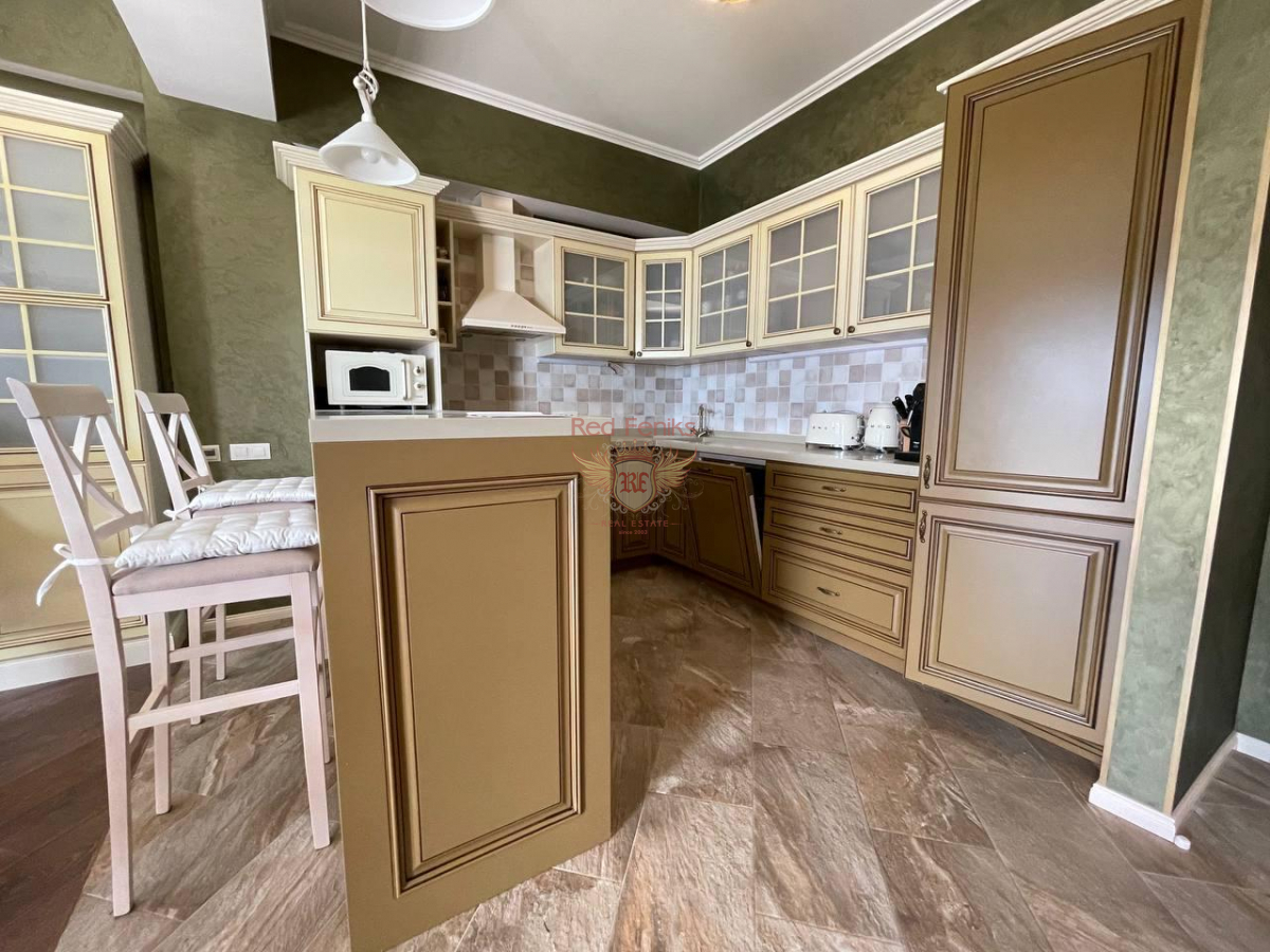 Piso en Herceg-Novi, Montenegro, 141 m² - imagen 7