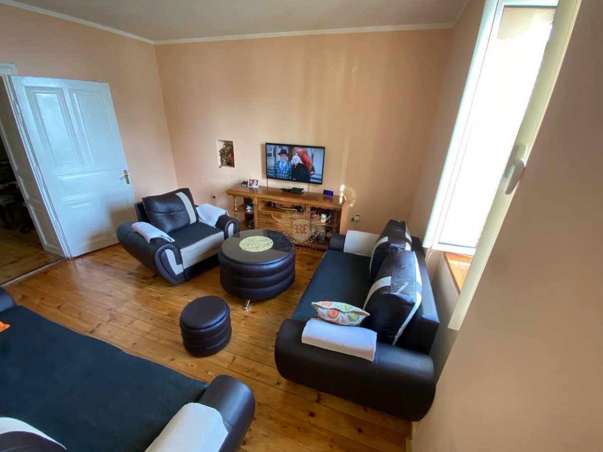 Piso en Herceg-Novi, Montenegro, 61 m² - imagen 7