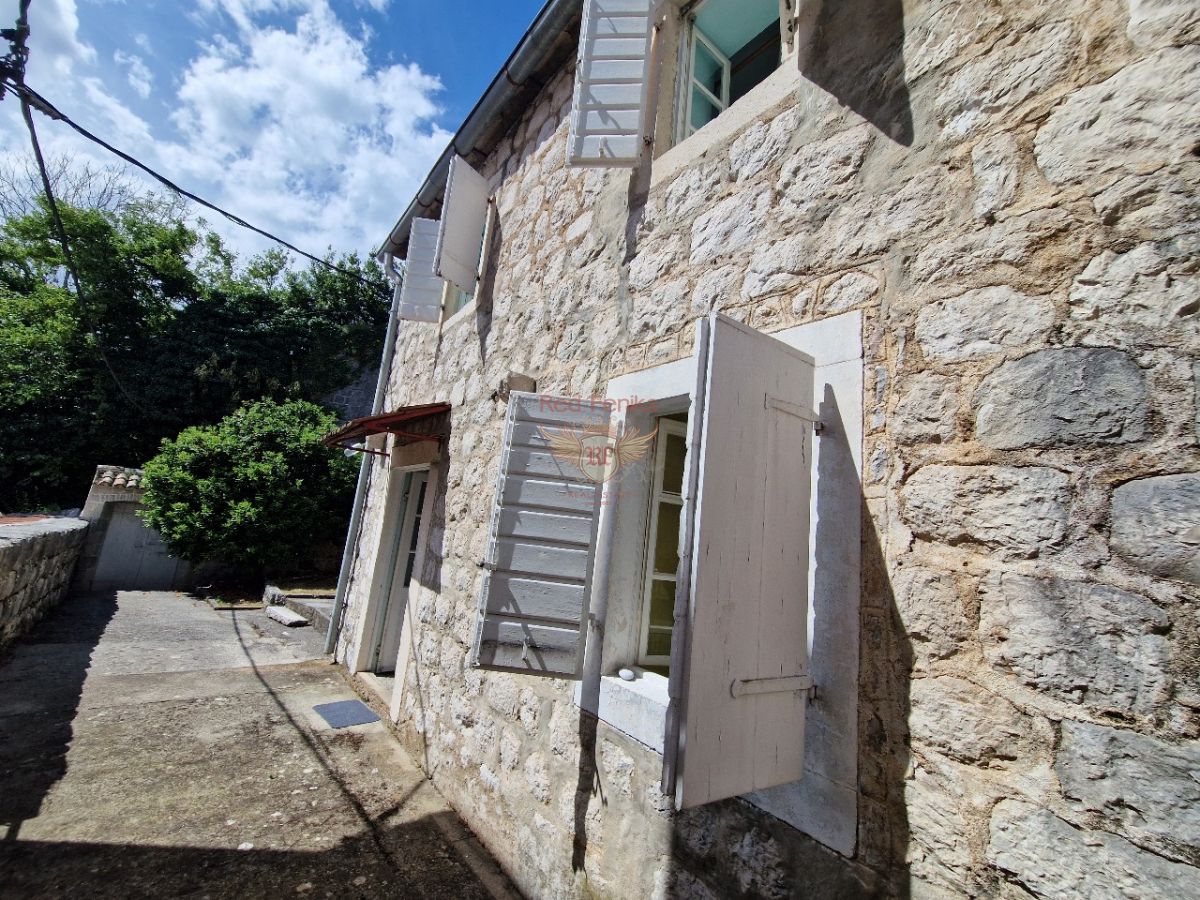 Casa en Kotor, Montenegro, 64 m² - imagen 7