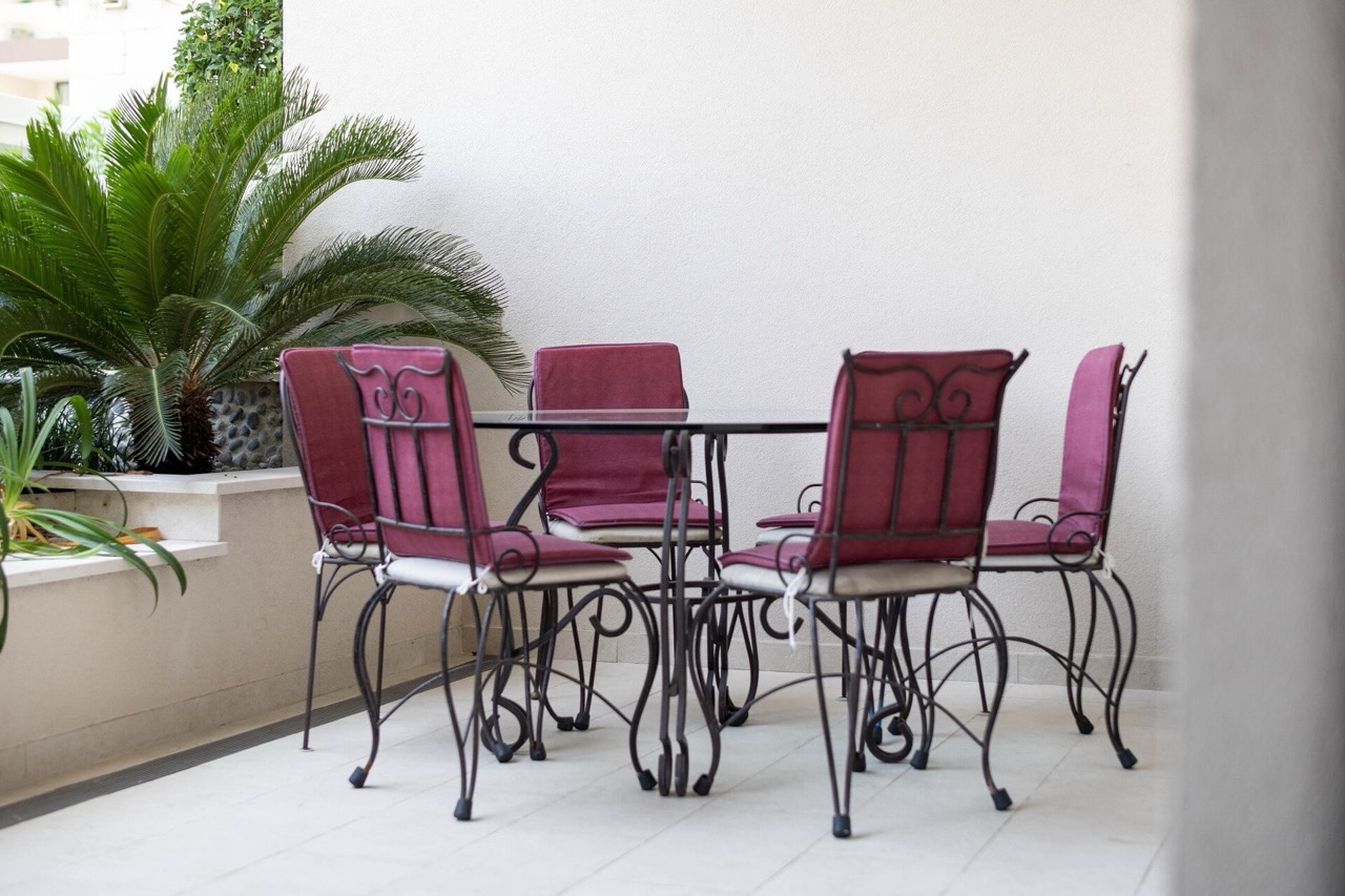 Flat in Tivat, Montenegro, 81 m² - picture 13