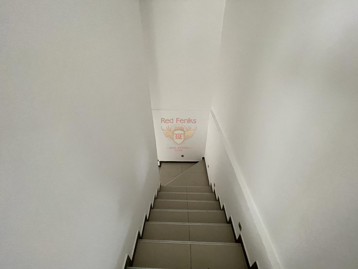 Commercial property in Herceg-Novi, Montenegro, 882 m² - picture 8