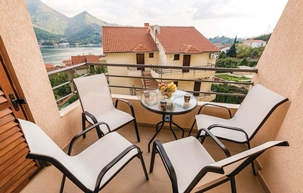 Flat in Herceg-Novi, Montenegro, 127 m² - picture 8