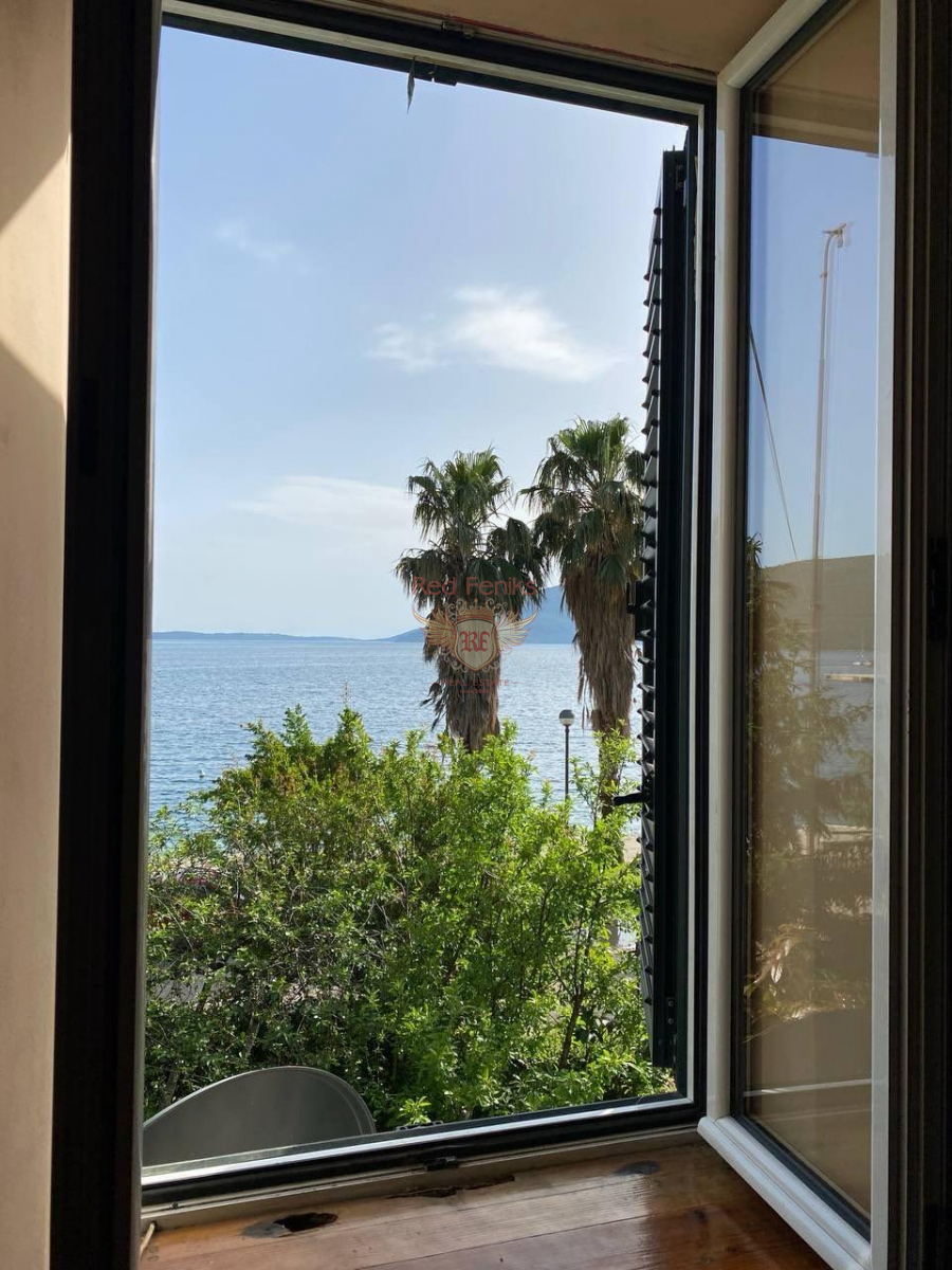 Piso en Herceg-Novi, Montenegro, 61 m² - imagen 9