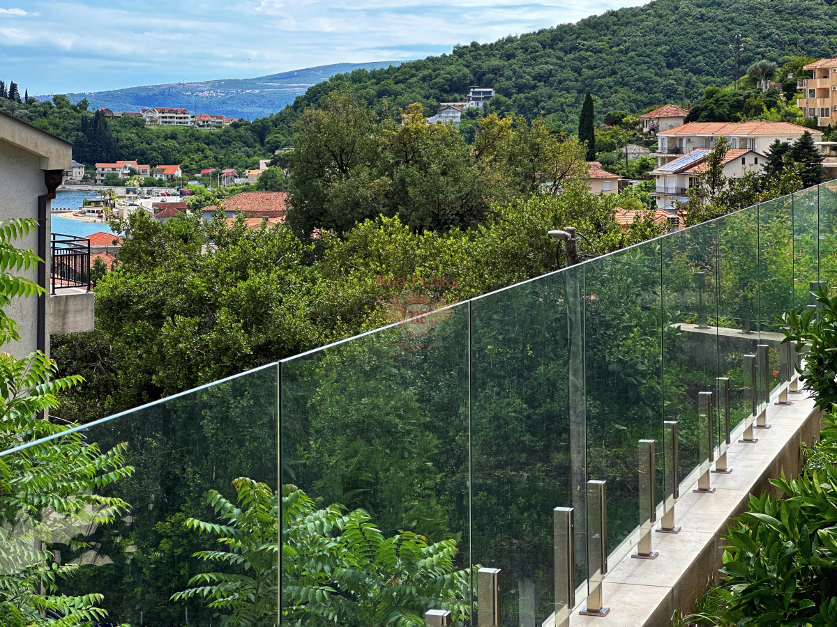 Piso en Herceg-Novi, Montenegro, 59 m² - imagen 9