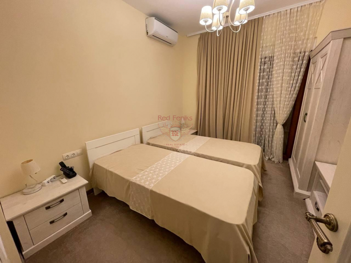 Piso en Herceg-Novi, Montenegro, 141 m² - imagen 9