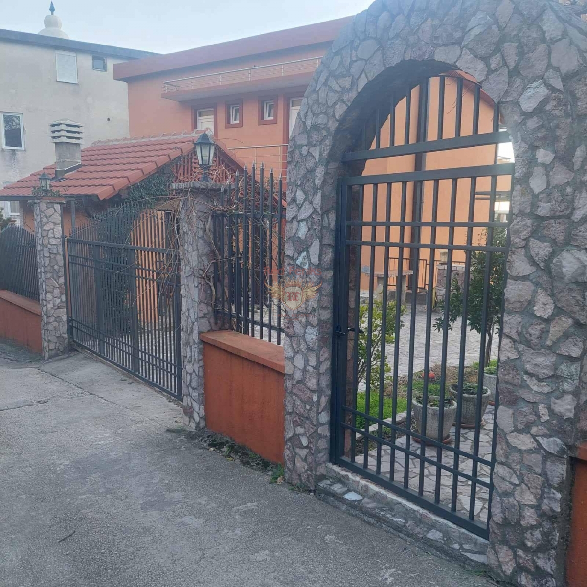 Hotel in Bar, Montenegro, 610 m² - Foto 9