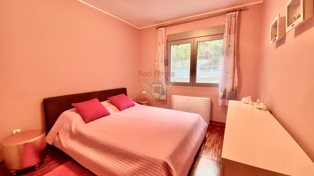 Flat in Kotor, Montenegro, 81 m² - picture 9