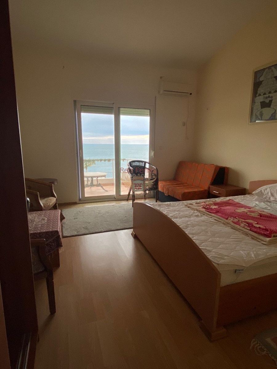 House in Bar, Montenegro, 200 m² - picture 9