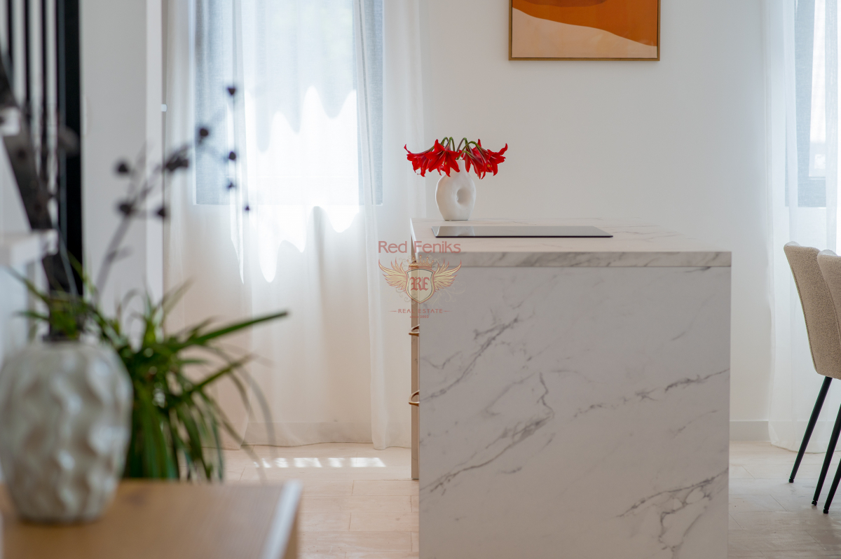 Haus in Tivat, Montenegro, 250 m² - Foto 10