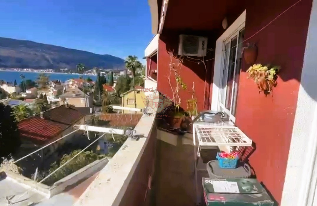 Piso en Herceg-Novi, Montenegro, 111 m² - imagen 10