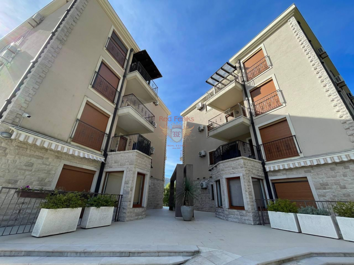 Piso en Herceg-Novi, Montenegro, 141 m² - imagen 10