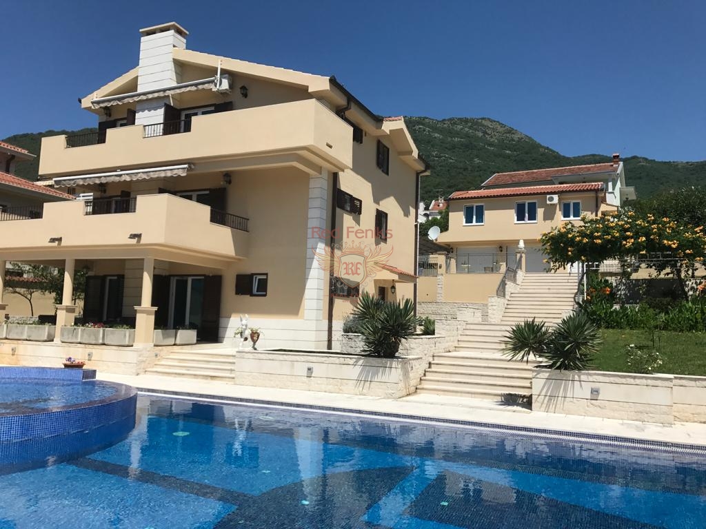 Casa en Herceg-Novi, Montenegro, 360 m² - imagen 10