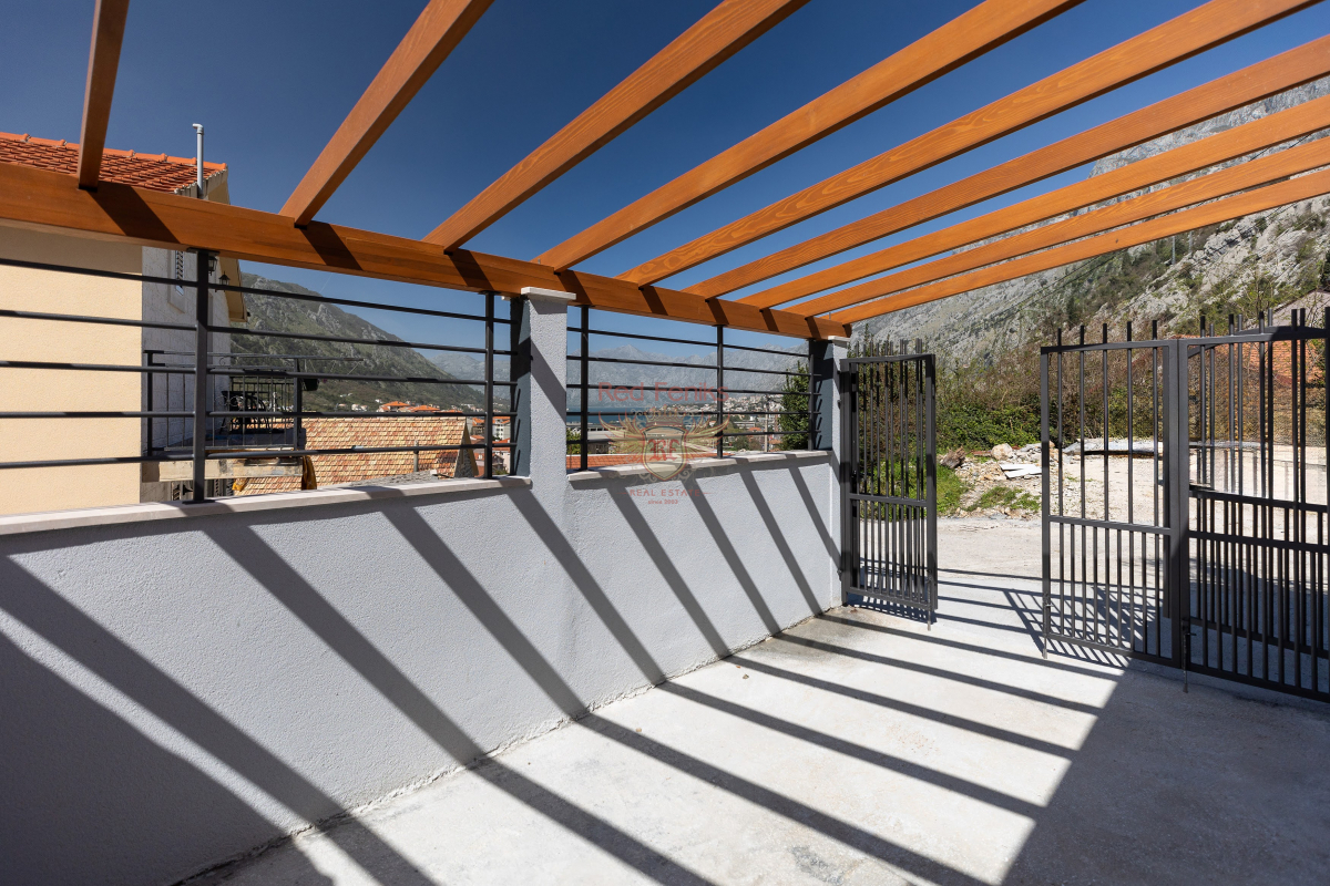 Haus in Kotor, Montenegro, 160 m² - Foto 11