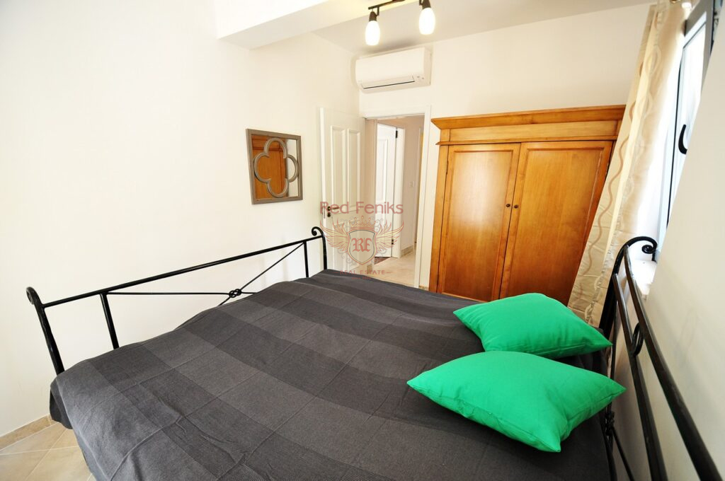 Piso en Kotor, Montenegro, 92 m² - imagen 11