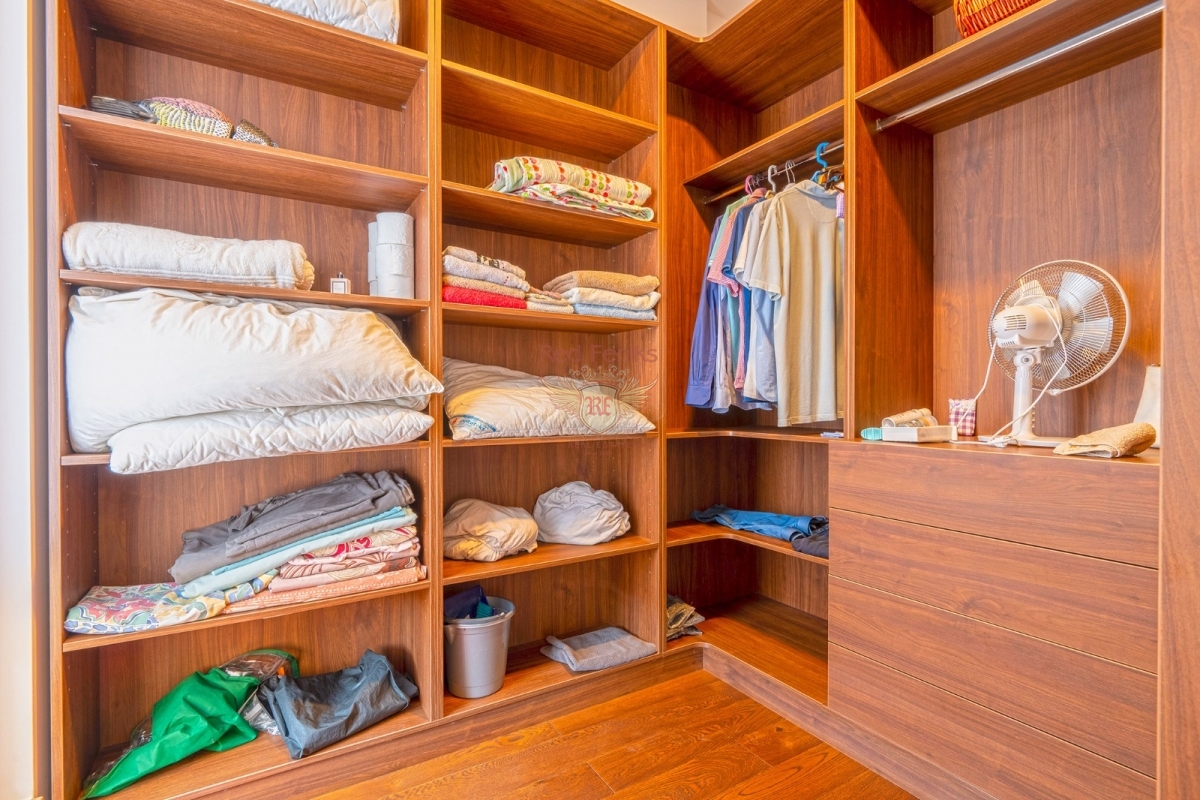 Flat in Budva, Montenegro, 170 m² - picture 12