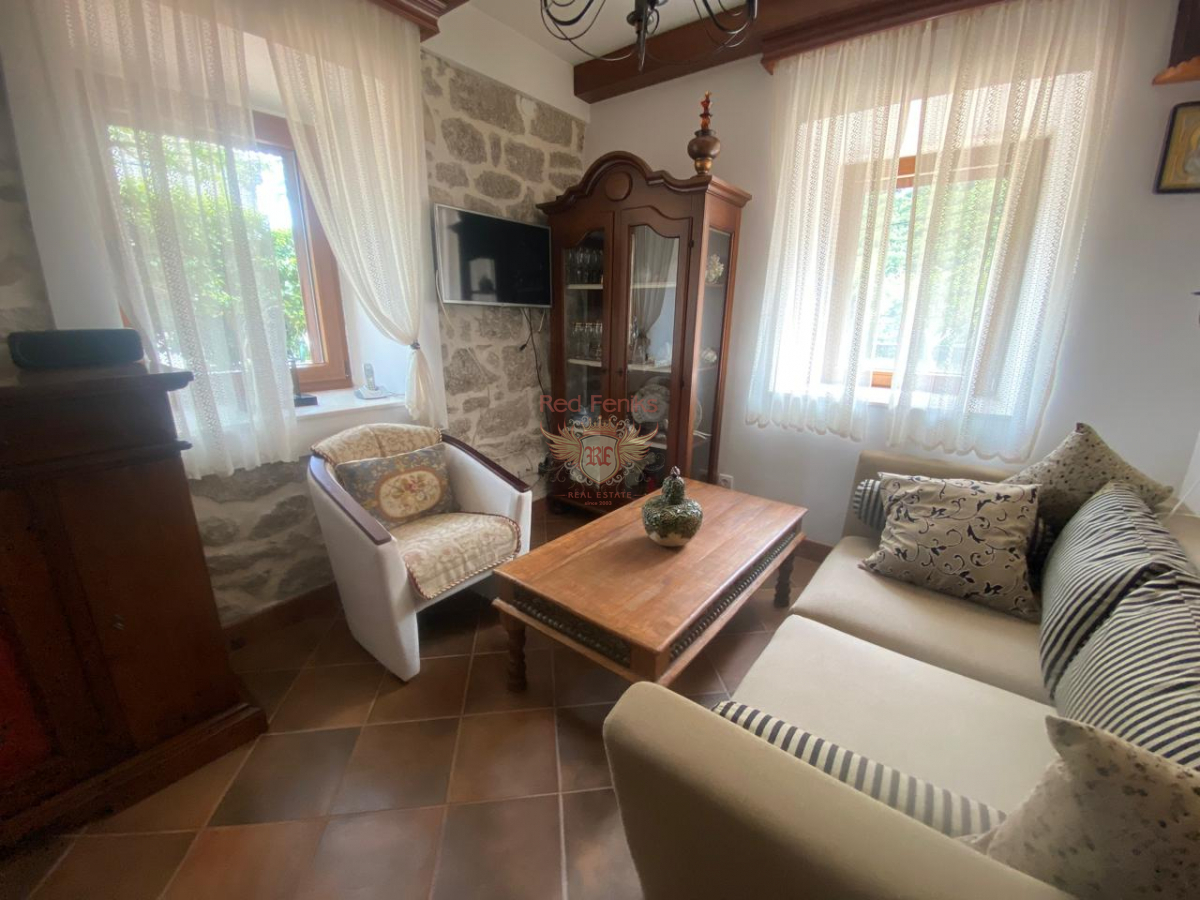 House in Kotor, Montenegro, 306 m² - picture 13