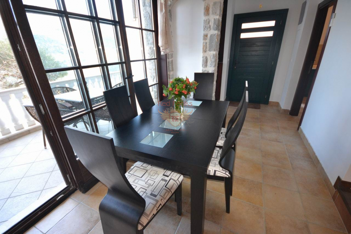 House in Kotor, Montenegro, 236 m² - picture 13