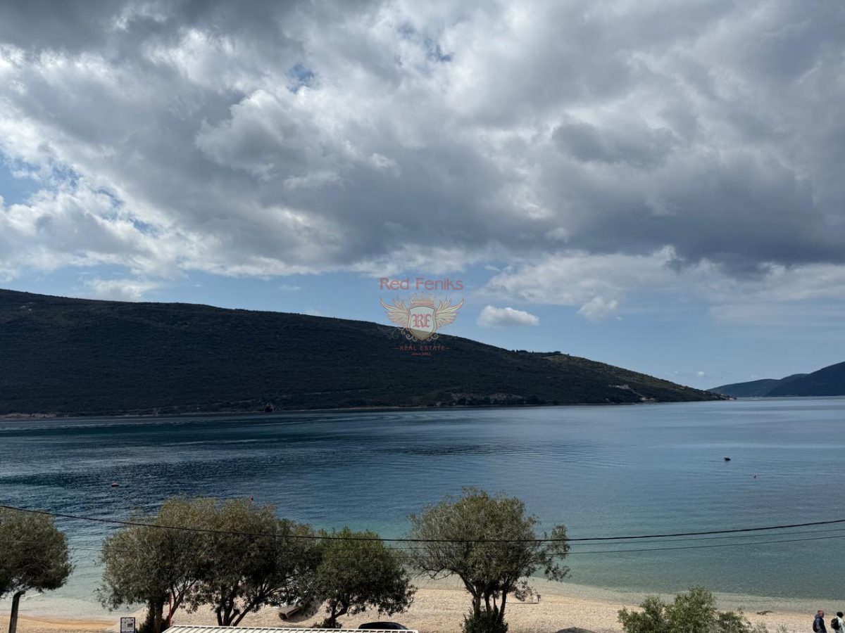 Piso en Herceg-Novi, Montenegro, 80 m² - imagen 14