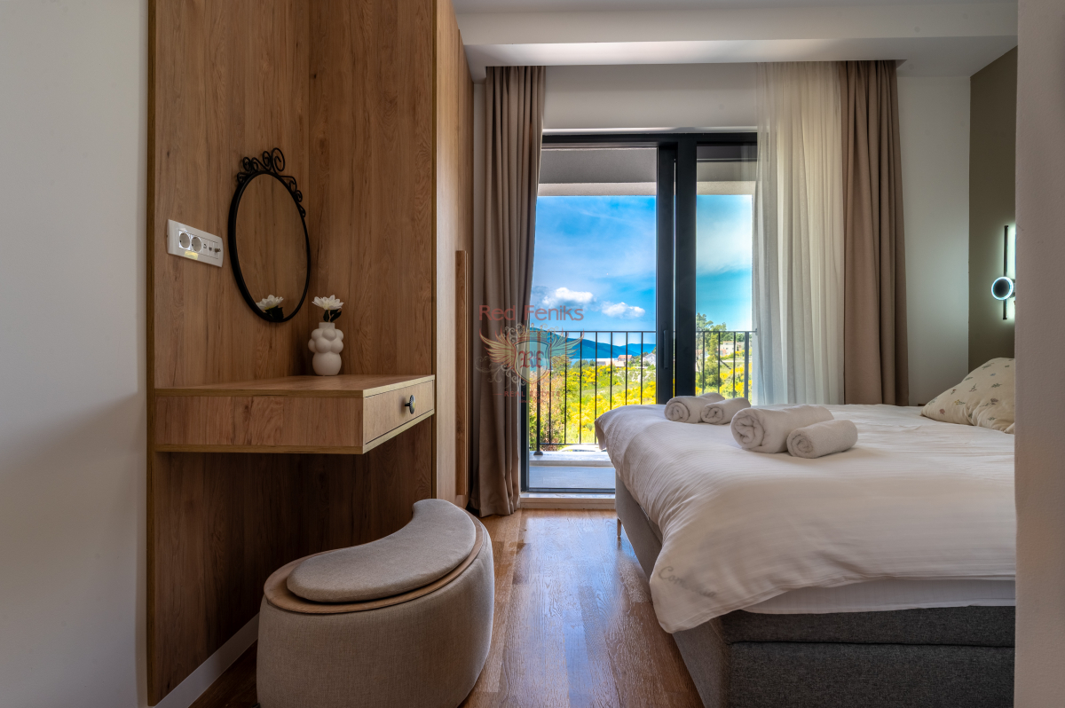 Haus in Tivat, Montenegro, 250 m² - Foto 14