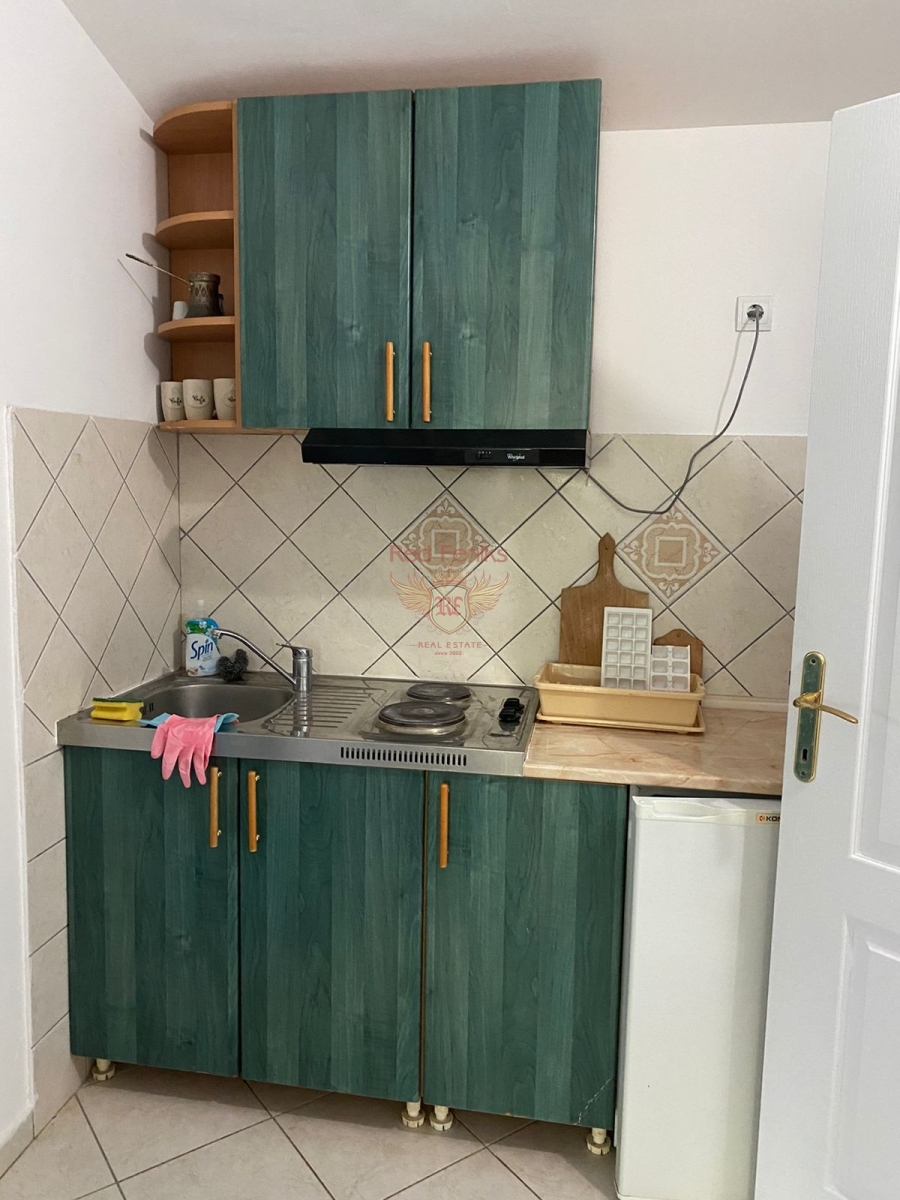 House in Bar, Montenegro, 200 m² - picture 14