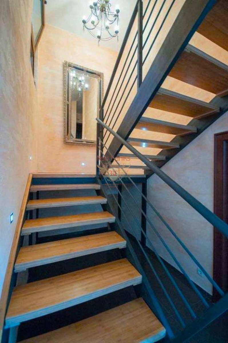 Casa a Budva, Montenegro, 300 m² - foto 14