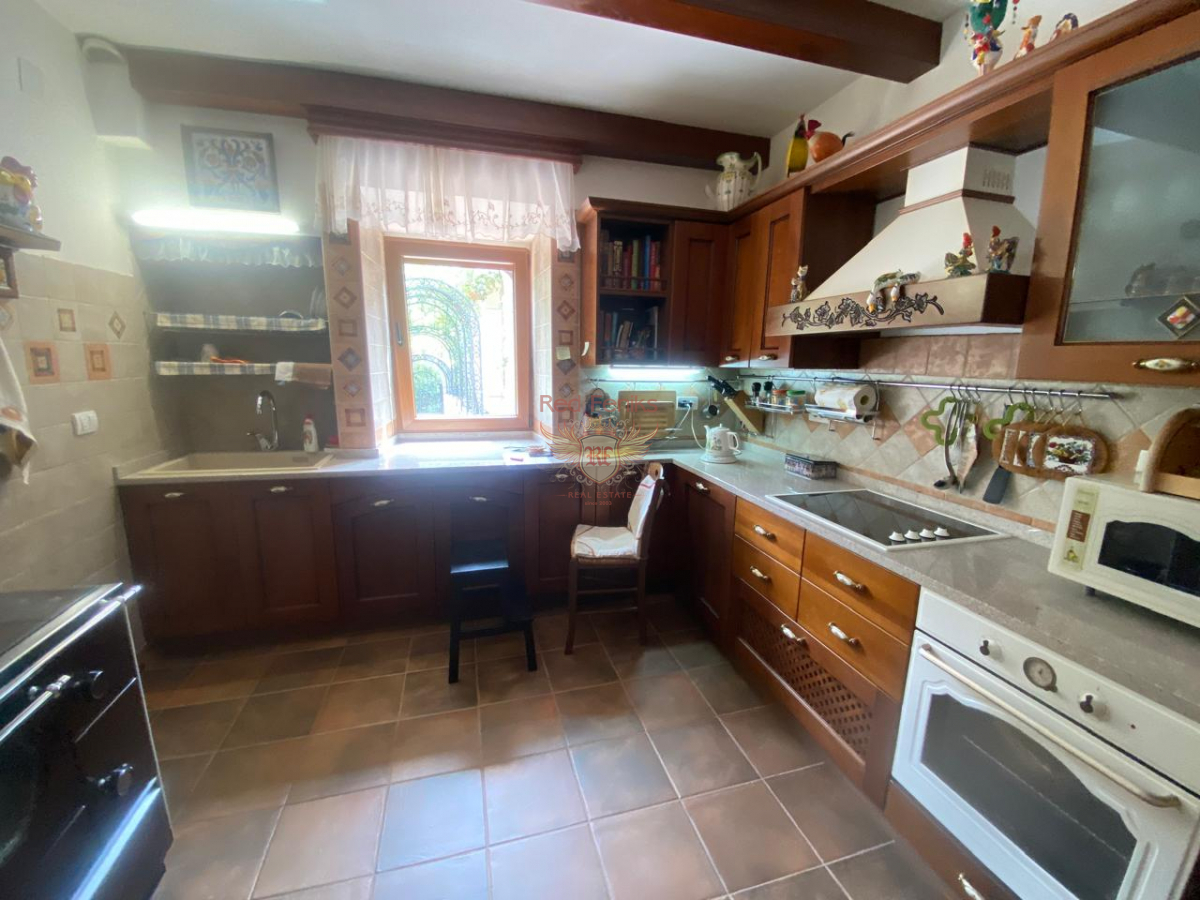 House in Kotor, Montenegro, 306 m² - picture 15