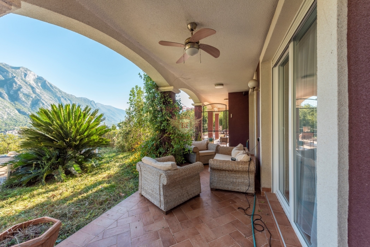 Casa a Kotor, Montenegro, 148 m² - foto 15